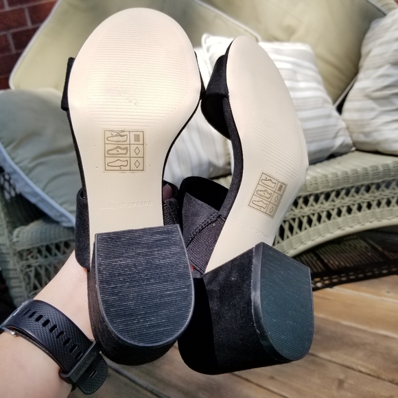 CALL IT SPRING Block Heel Sandals - Picture 4 of 6